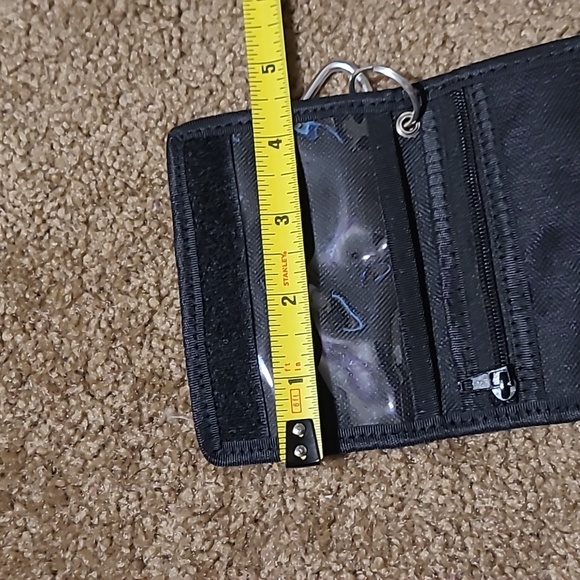 Black Spirit Celebration Wallet with Carabiner - Picture 5 of 5